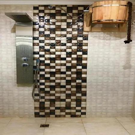 Family 2 Bed In Apartman Banszko